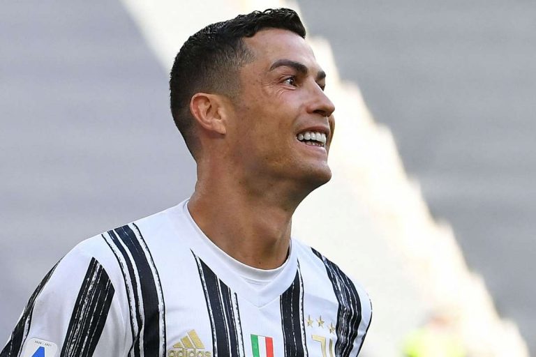 cristiano-ronaldo-juventus-2020-21_2fgaj1dqcci211r6twgba69qh